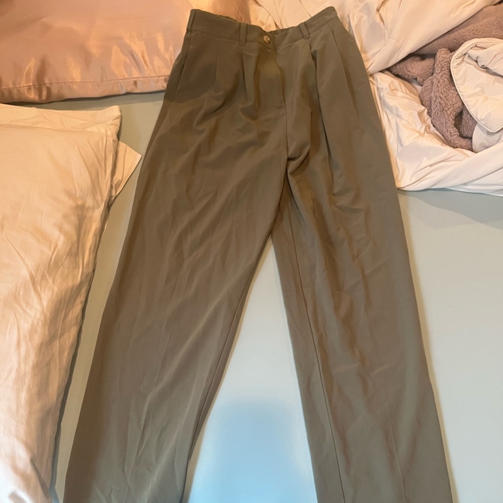 Women’s Olive Green Pants